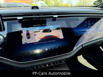 MERCEDES-BENZ E 220 d AMG PREMIUM Superscr. Technik …