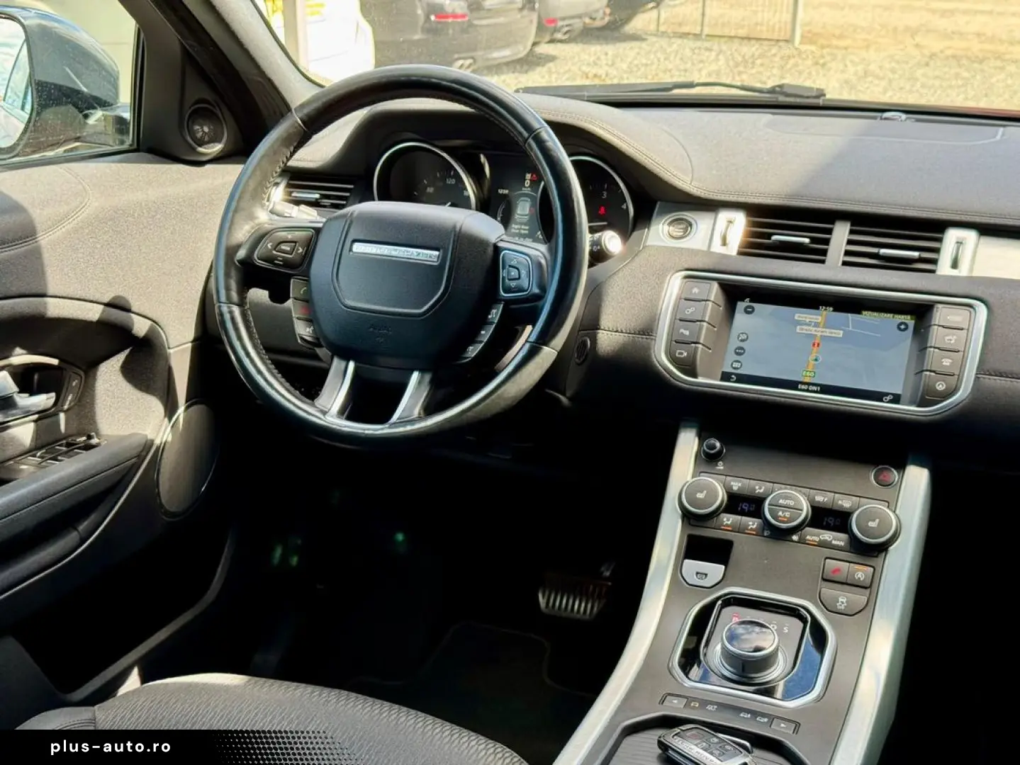 Land-Rover Range-Rover-Evoque