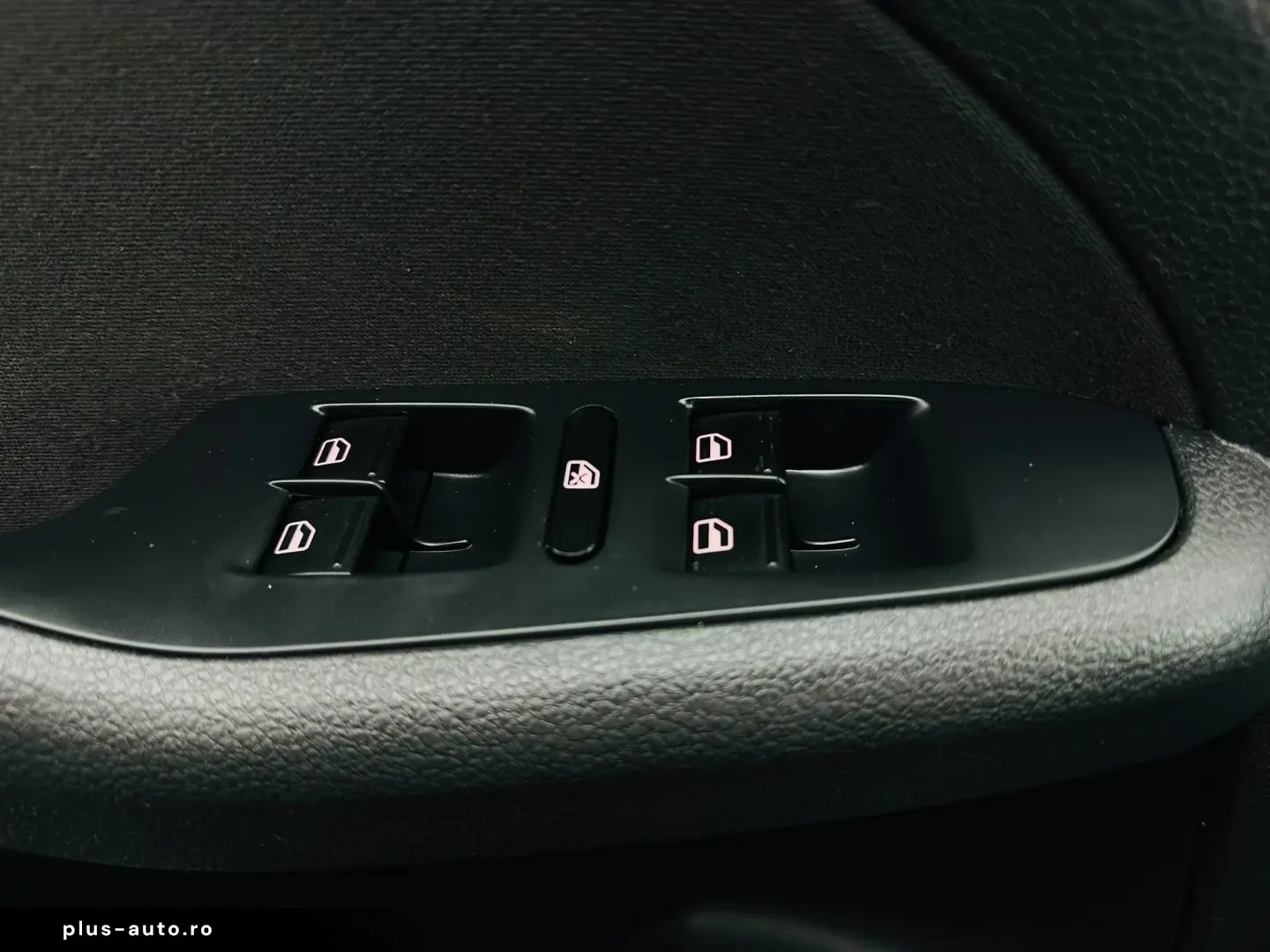 VOLKSWAGEN JETTA 2013 1.6D E5 Garantie 12 Luni Rate Avans 0