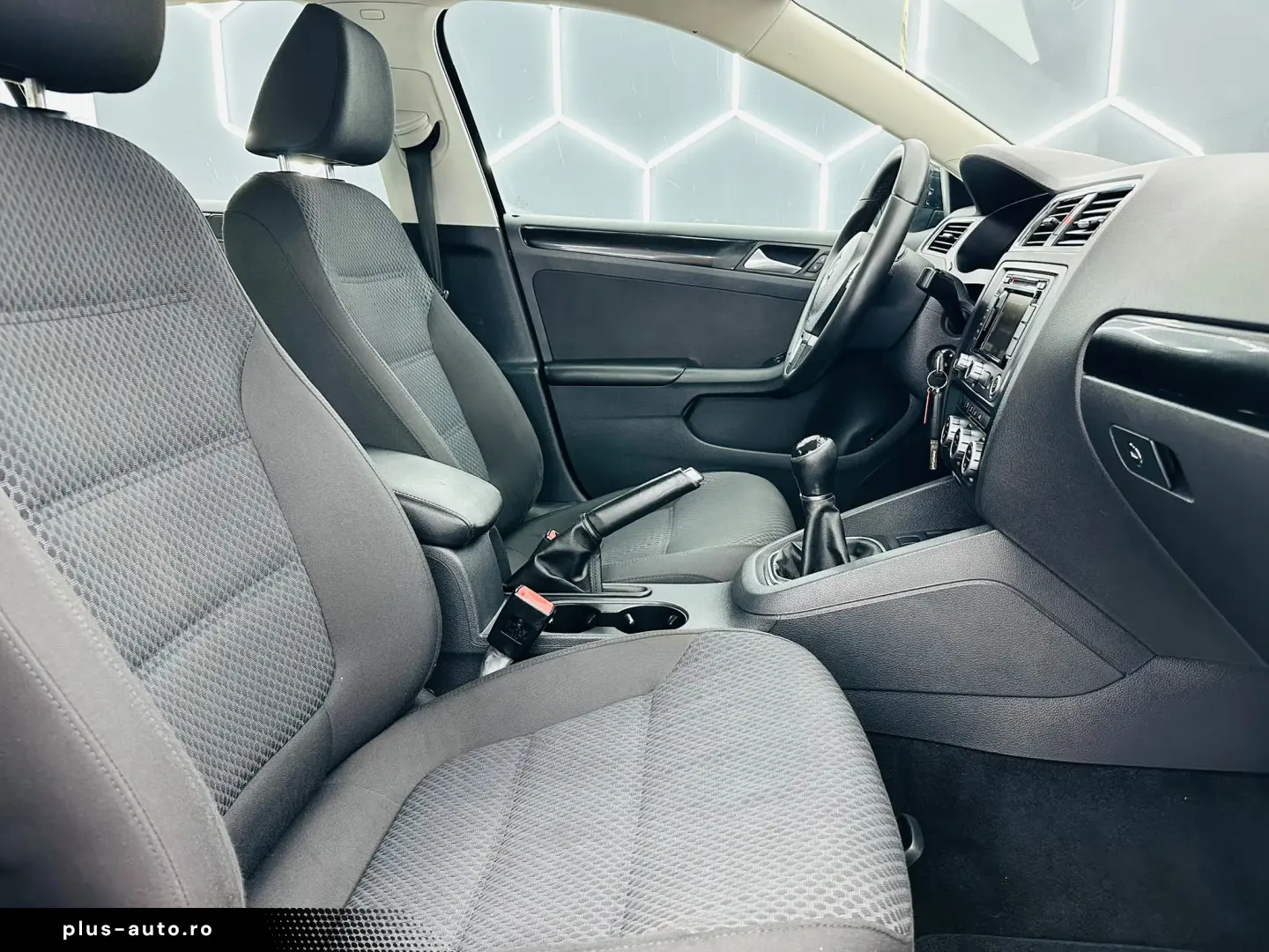 VOLKSWAGEN JETTA 2013 1.6D E5 Garantie 12 Luni Rate Avans 0