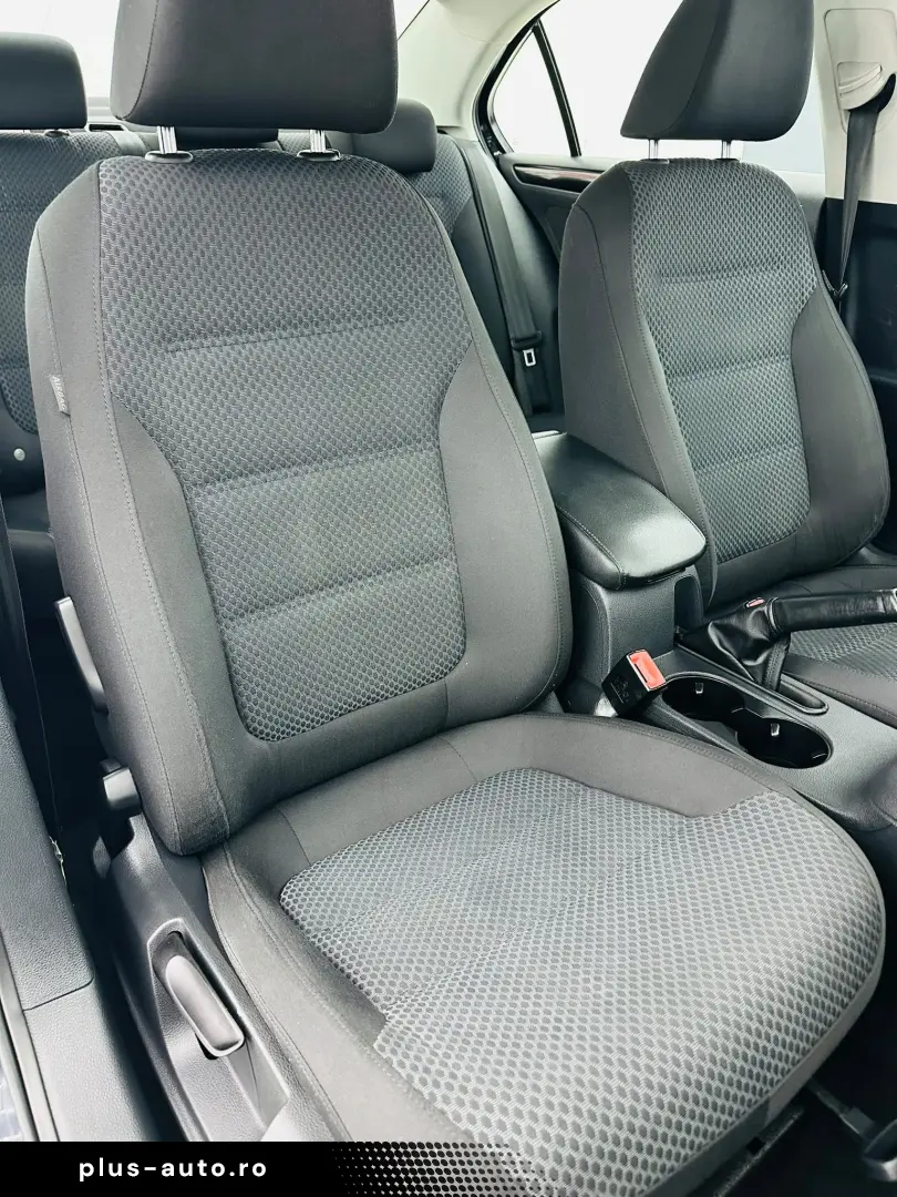 VOLKSWAGEN JETTA 2013 1.6D E5 Garantie 12 Luni Rate Avans 0