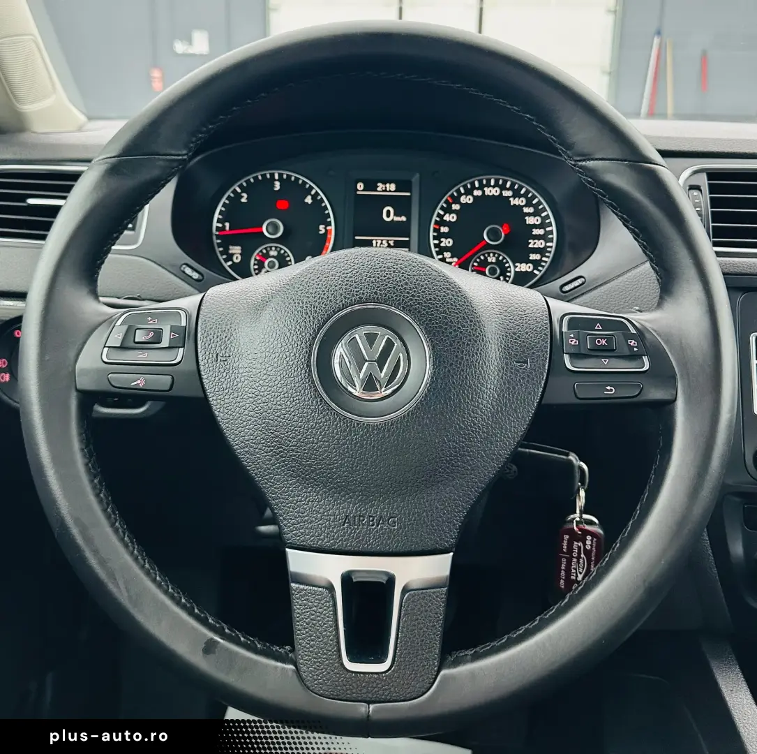 VOLKSWAGEN JETTA 2013 1.6D E5 Garantie 12 Luni Rate Avans 0