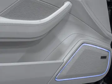 PORSCHE Panamera 4 E-Hyb PLATINUM Pano SportExhaust Inno