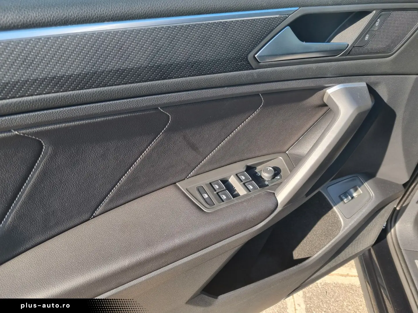VW Tiguan Allspace R-Line 4Motion 7-Sitzer ACC