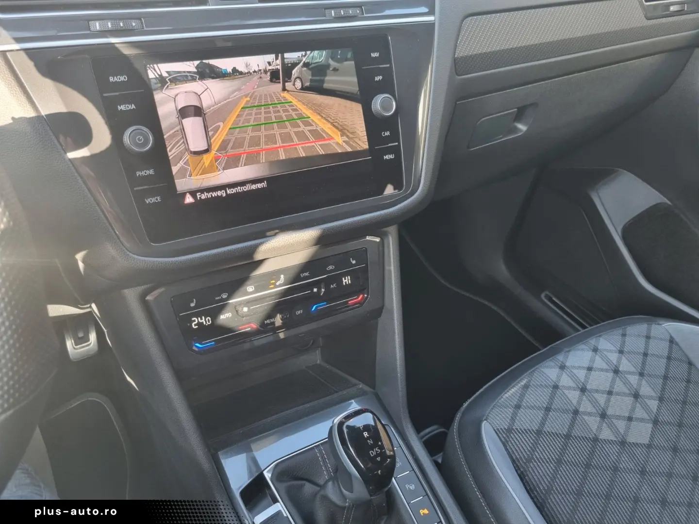 VW Tiguan Allspace R-Line 4Motion 7-Sitzer ACC