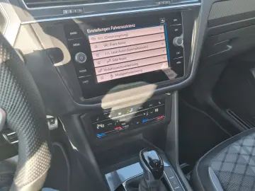 VW Tiguan Allspace R-Line 4Motion 7-Sitzer ACC