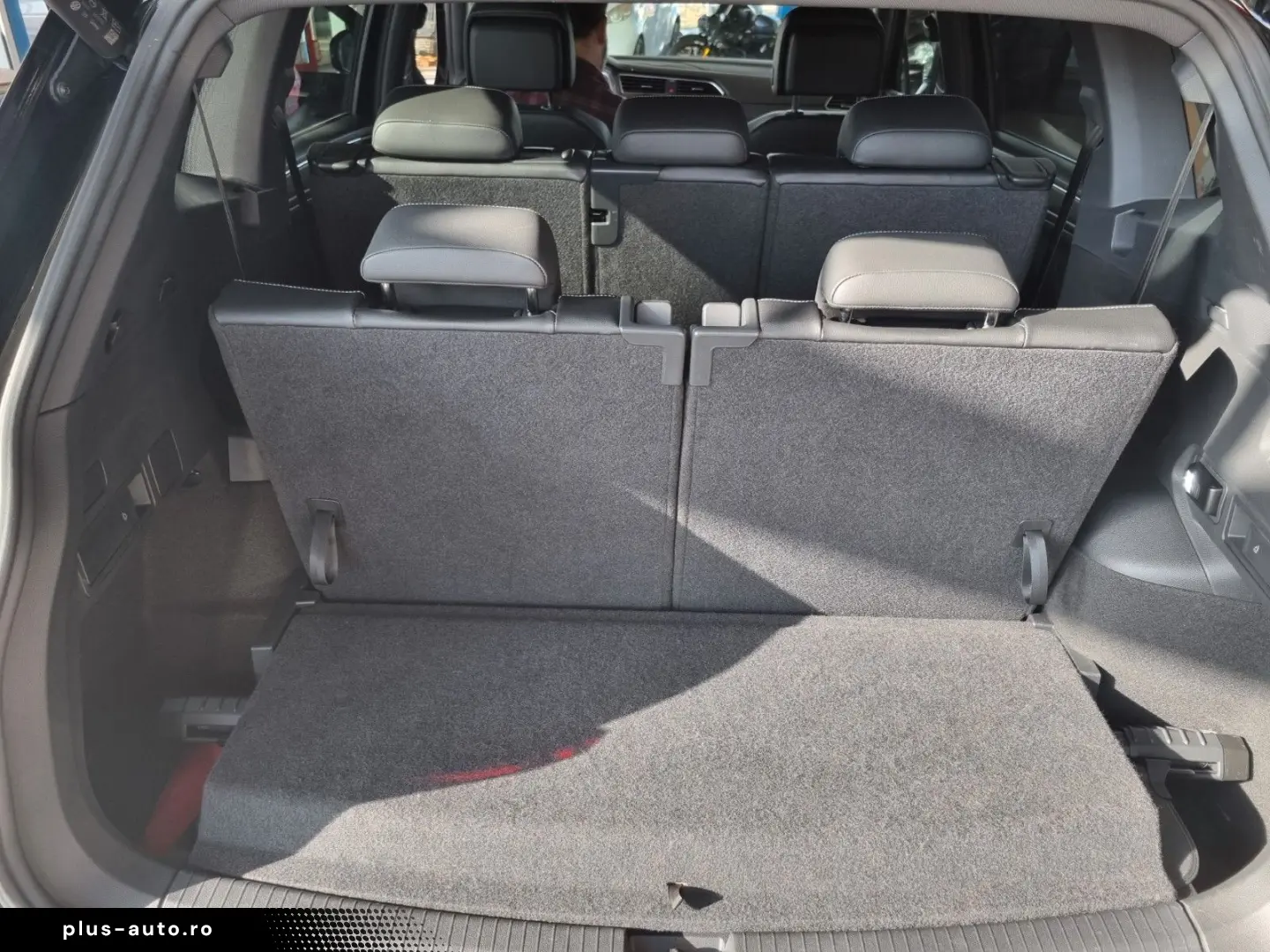 VW Tiguan Allspace R-Line 4Motion 7-Sitzer ACC