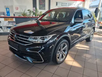 VW Tiguan Allspace R-Line 4Motion 7-Sitzer ACC