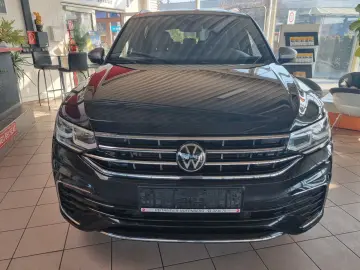 VW Tiguan Allspace R-Line 4Motion 7-Sitzer ACC