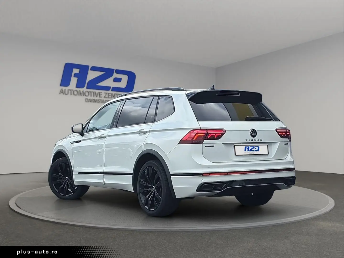 VW Tiguan Allspace R-Line 4M STNDHZ 7SZ AHK MATRIX