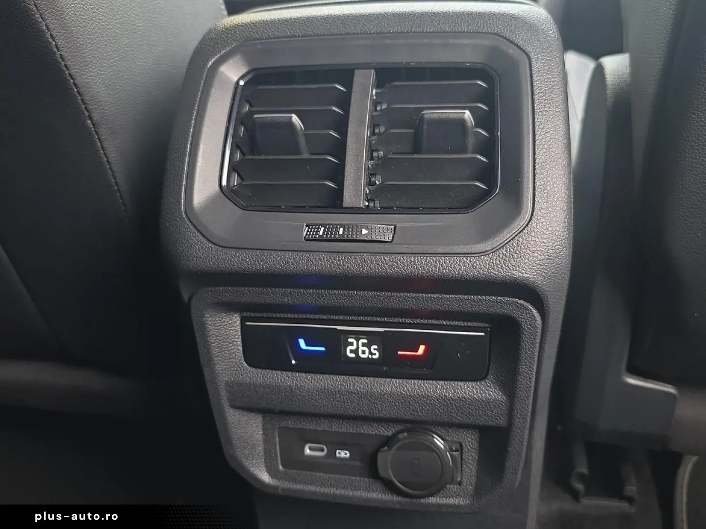 VW Tiguan Allspace R-Line 4M STNDHZ 7SZ AHK MATRIX