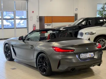 BMW Z4sD30i HUD LEDeMemorStz P&DrivAs KomfZg M-Sport