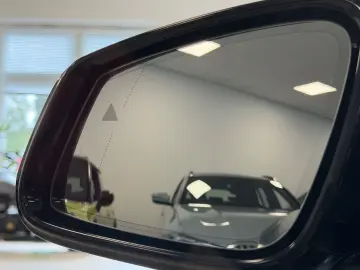 BMW Z4sD30i HUD LEDeMemorStz P&DrivAs KomfZg M-Sport