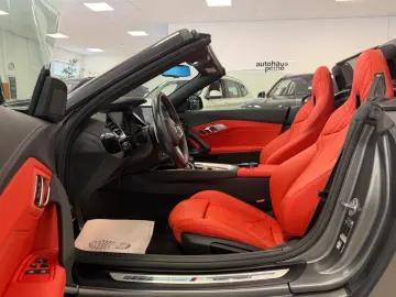 BMW Z4sD30i HUD LEDeMemorStz P&DrivAs KomfZg M-Sport