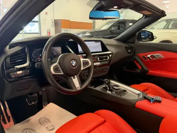 BMW Z4sD30i HUD LEDeMemorStz P&DrivAs KomfZg M-Sport