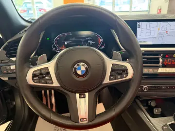 BMW Z4sD30i HUD LEDeMemorStz P&DrivAs KomfZg M-Sport