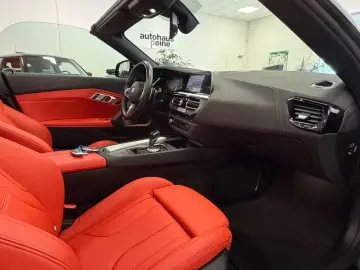 BMW Z4sD30i HUD LEDeMemorStz P&DrivAs KomfZg M-Sport