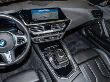 BMW Z4 sDrive20i M Sport HUD NAVI LED Sound Syst.