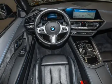 BMW Z4 sDrive20i M Sport HUD NAVI LED Sound Syst.