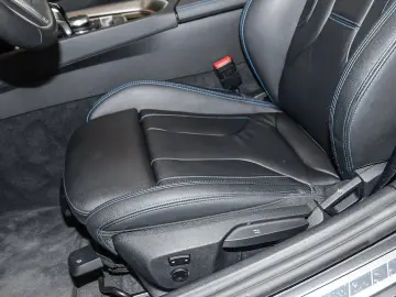 BMW Z4 sDrive20i M Sport HUD NAVI LED Sound Syst.