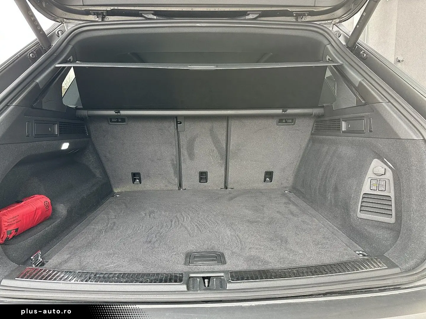VW Touareg 4Motion V6 TDI SCR R-Line Aut.   AHK ...
