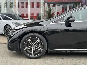 MERCEDES-BENZ EQE 350 89kWh Aut. AMG-Line  Panorama …