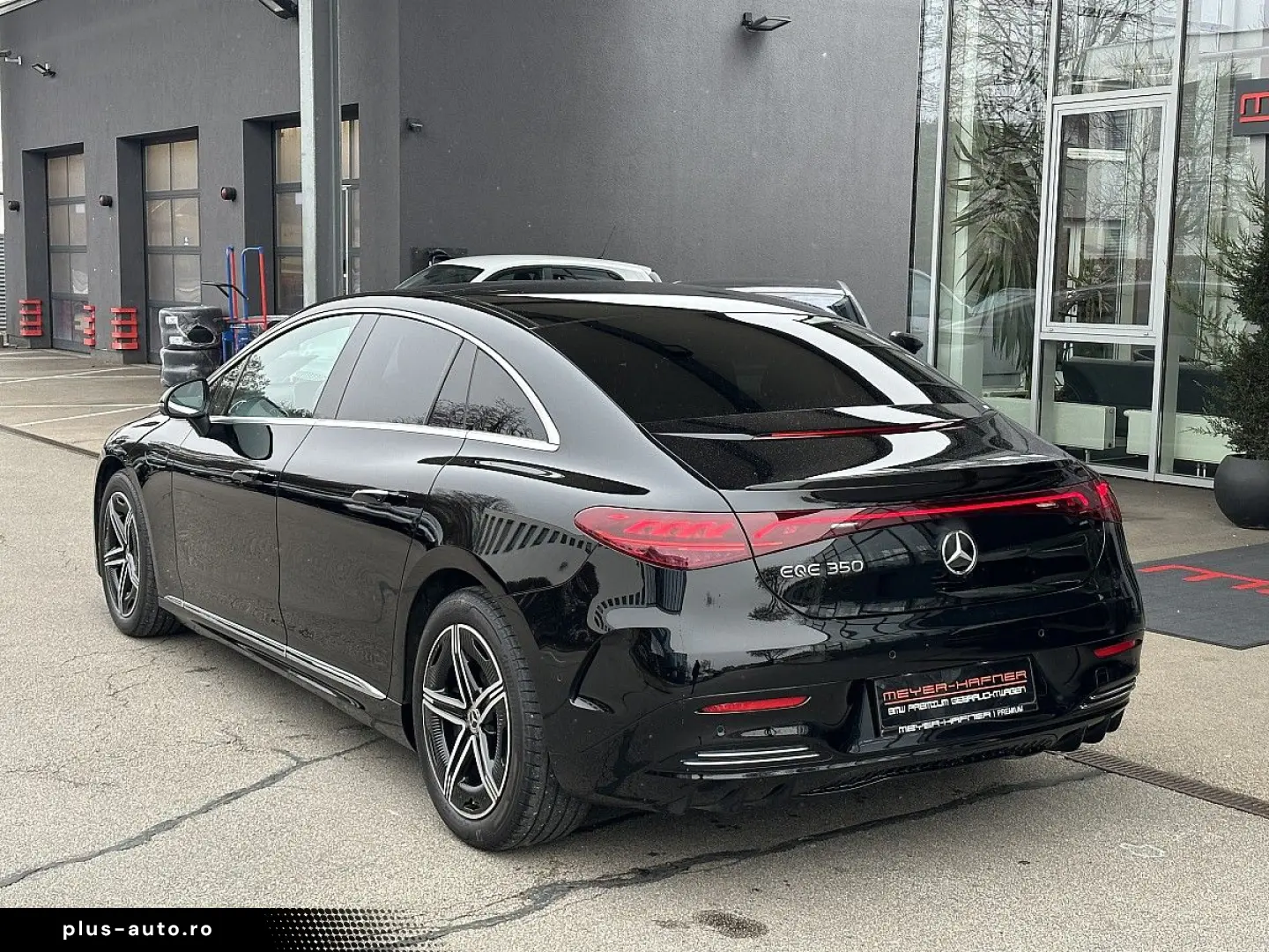 MERCEDES-BENZ EQE 350 89kWh Aut. AMG-Line  Panorama &hellip;