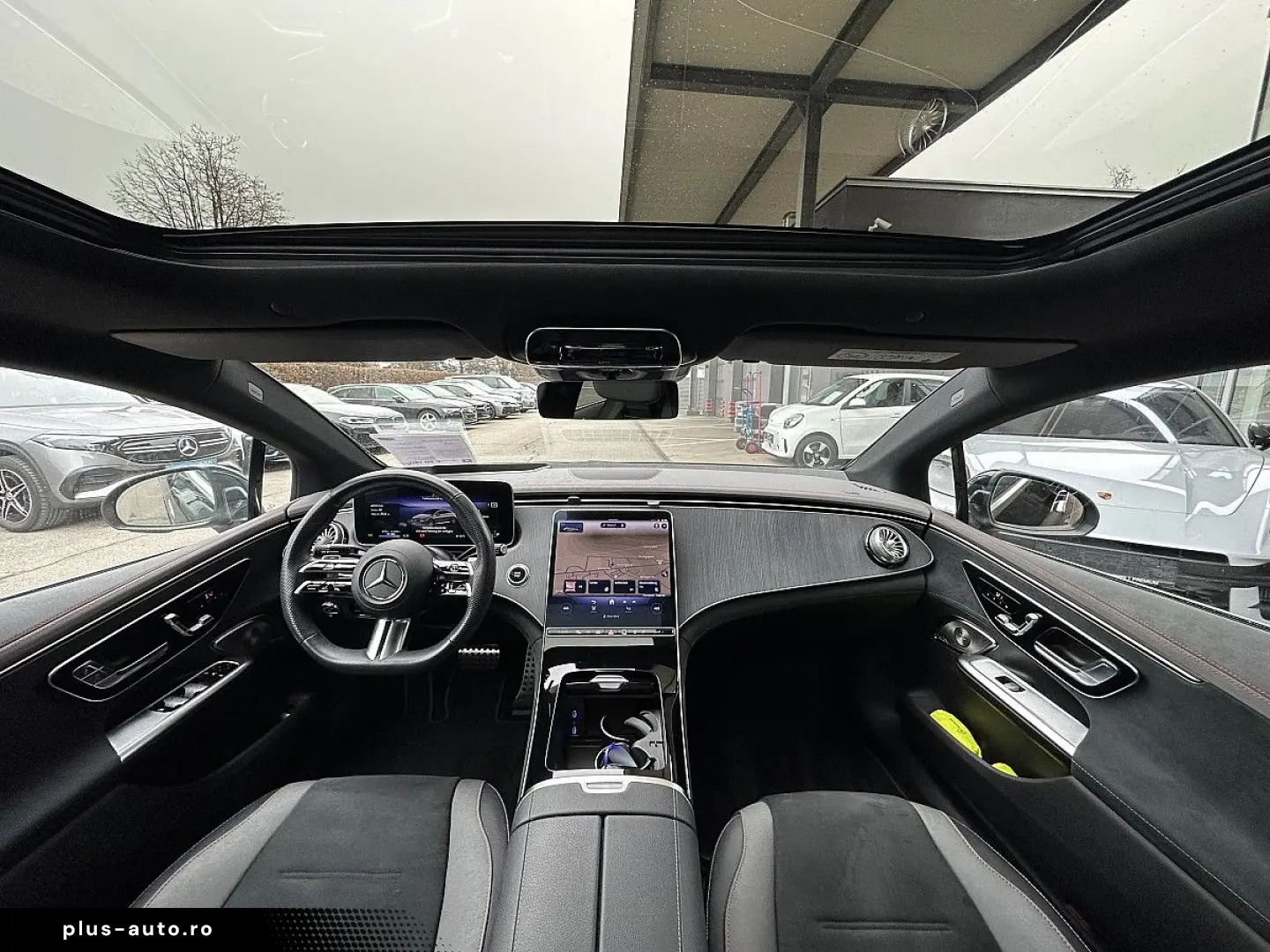 MERCEDES-BENZ EQE 350 89kWh Aut. AMG-Line  Panorama &hellip;