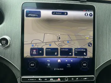 MERCEDES-BENZ EQE 350 89kWh Aut. AMG-Line  Panorama …
