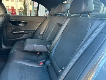 MERCEDES-BENZ C 300de PHEV 25 4kWh 4Matic Aut.