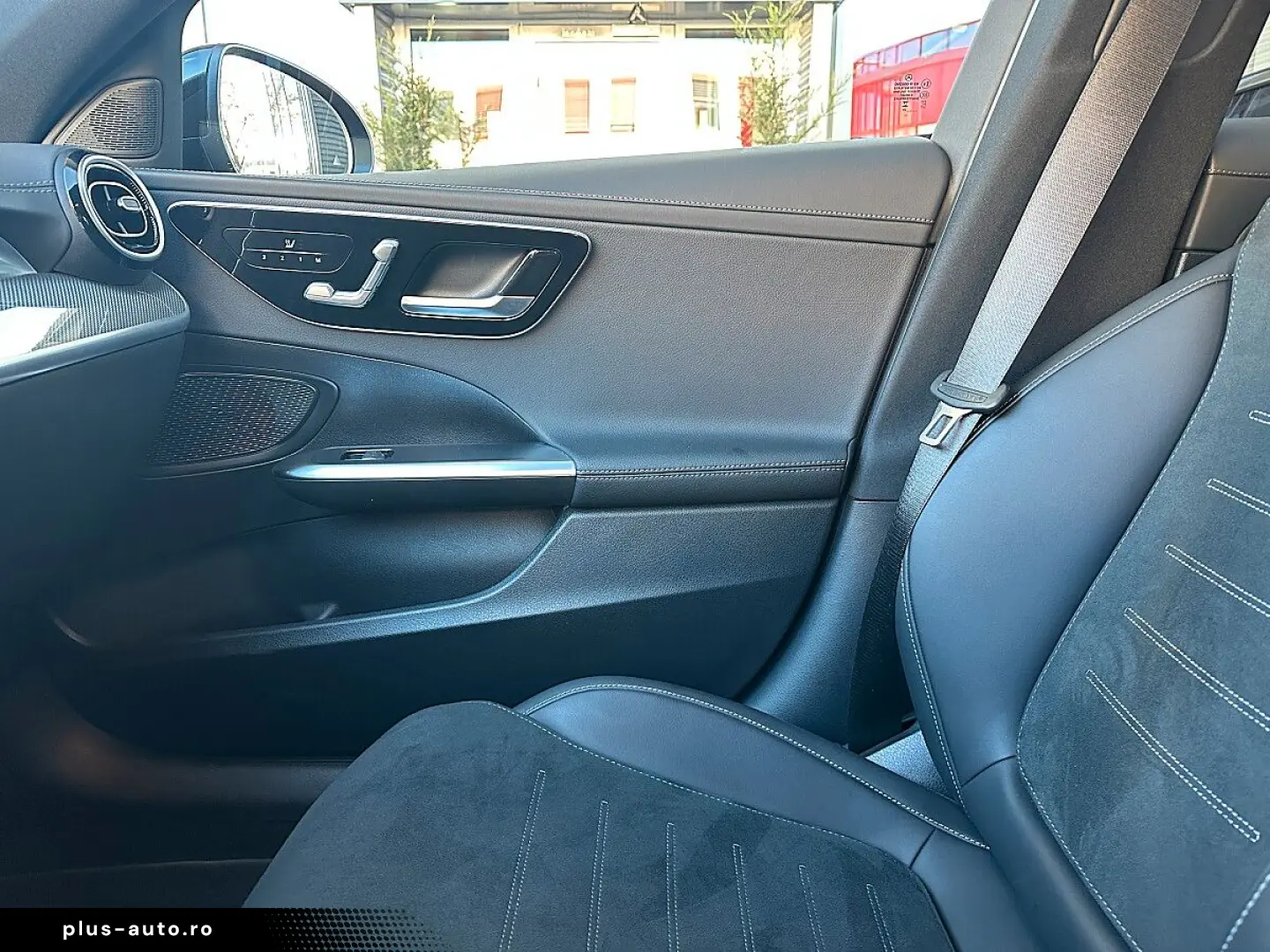 MERCEDES-BENZ C 300de PHEV 25 4kWh 4Matic Aut.
