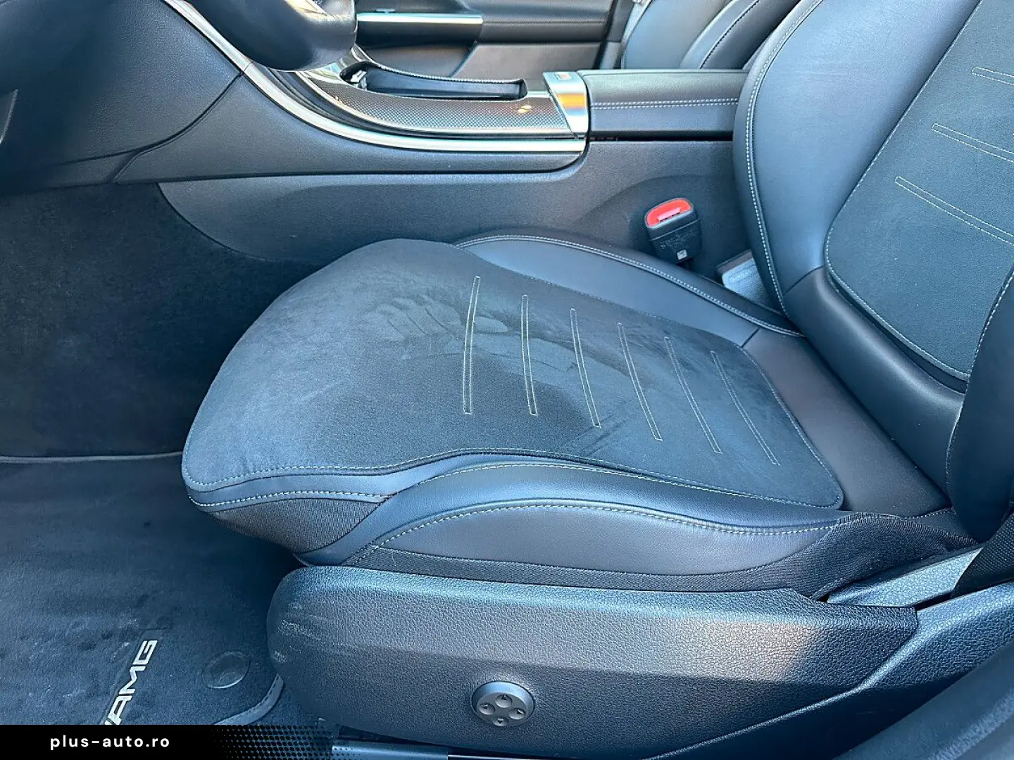 MERCEDES-BENZ C 300de PHEV 25 4kWh 4Matic Aut.