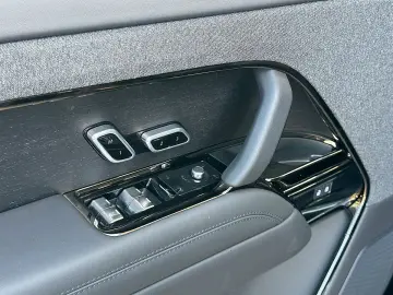LAND ROVER Range Rover Sport P550e PHEV AWD Autobiograph...