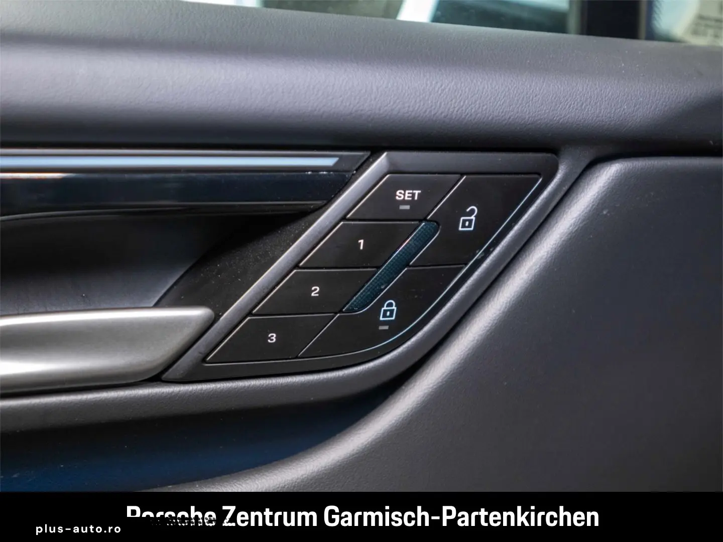 PORSCHE Macan 4 AirSusp TowH Panoramic