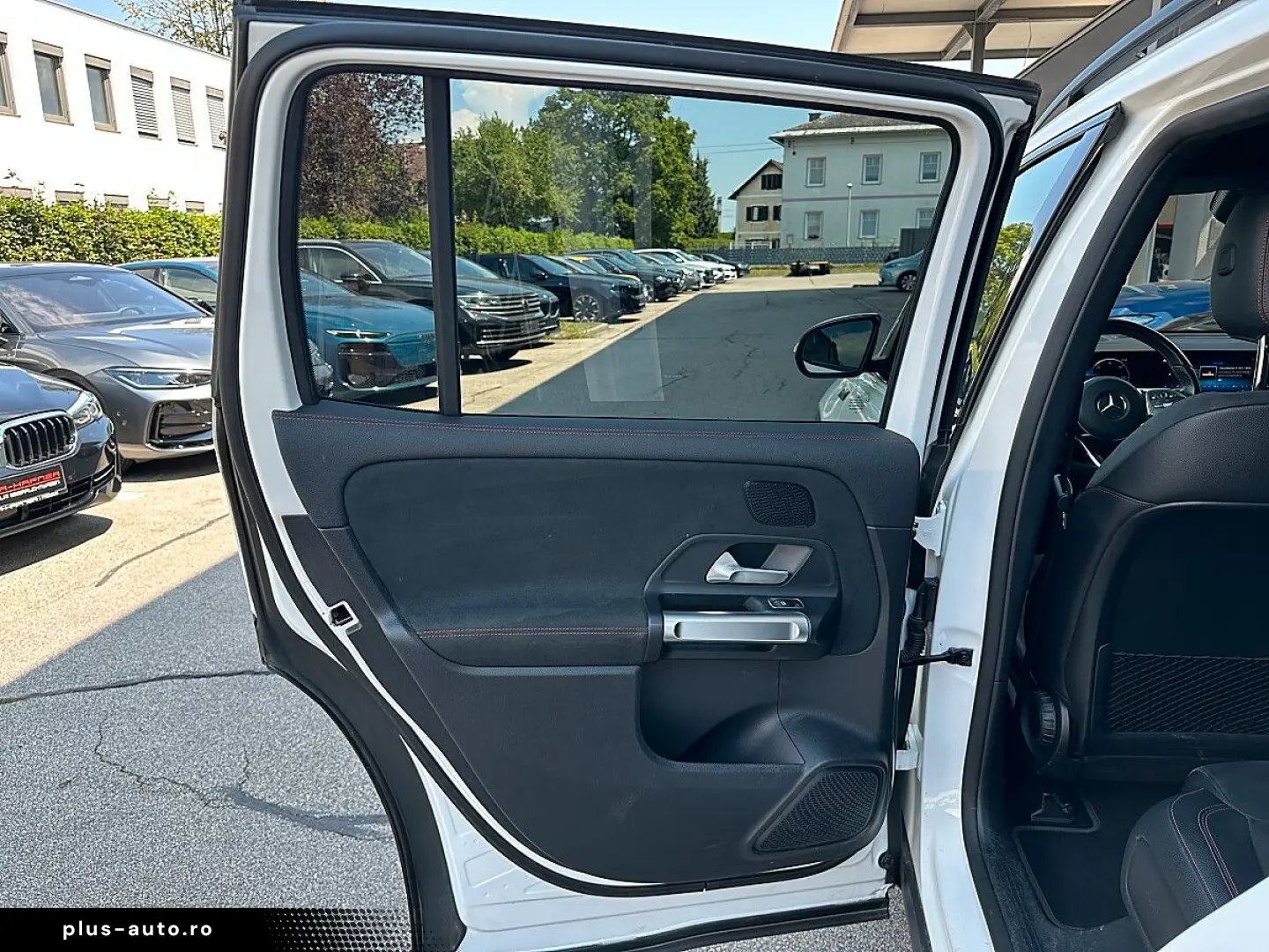 MERCEDES-BENZ EQB 350 4MATIC AMG-Line Aut.   7 Sitzer