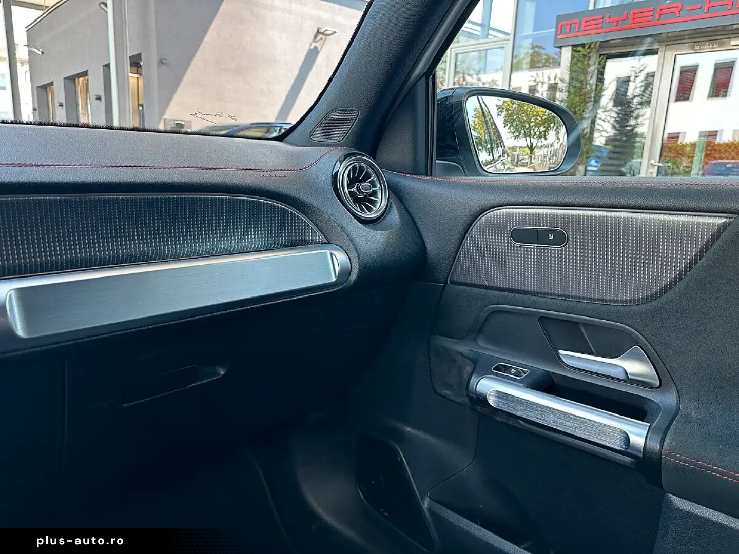 MERCEDES-BENZ EQB 350 4MATIC AMG-Line Aut.   7 Sitzer