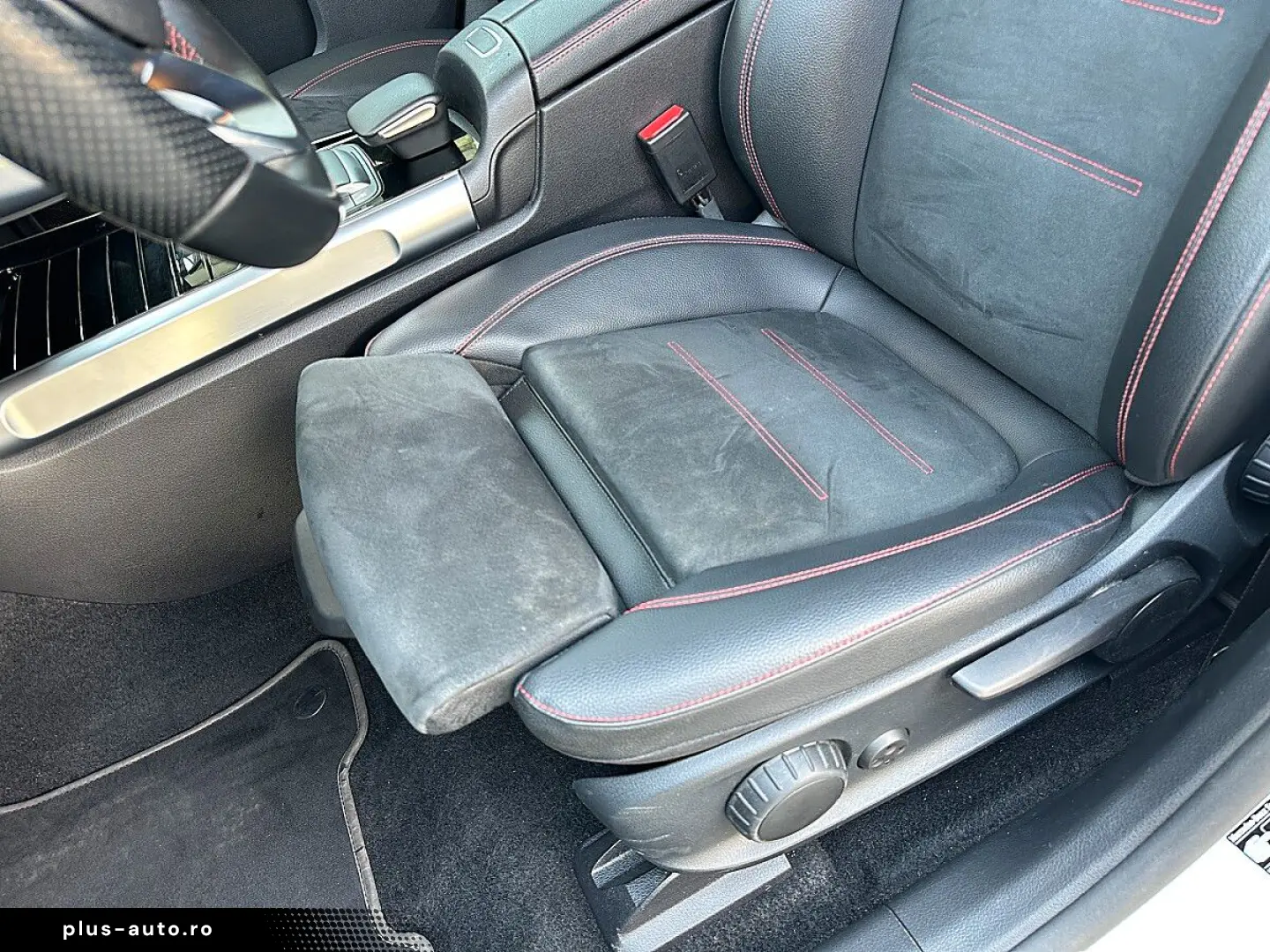 MERCEDES-BENZ EQB 350 4MATIC AMG-Line Aut.   7 Sitzer