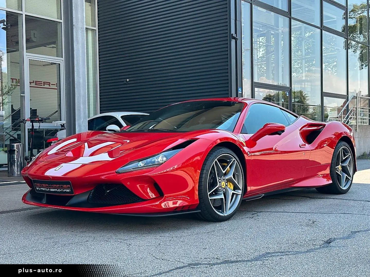 FERRARI F8 Tributo