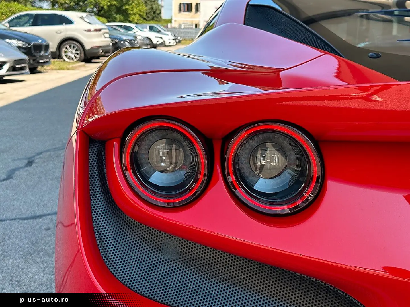 FERRARI F8 Tributo