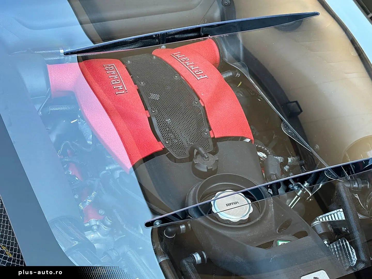 FERRARI F8 Tributo