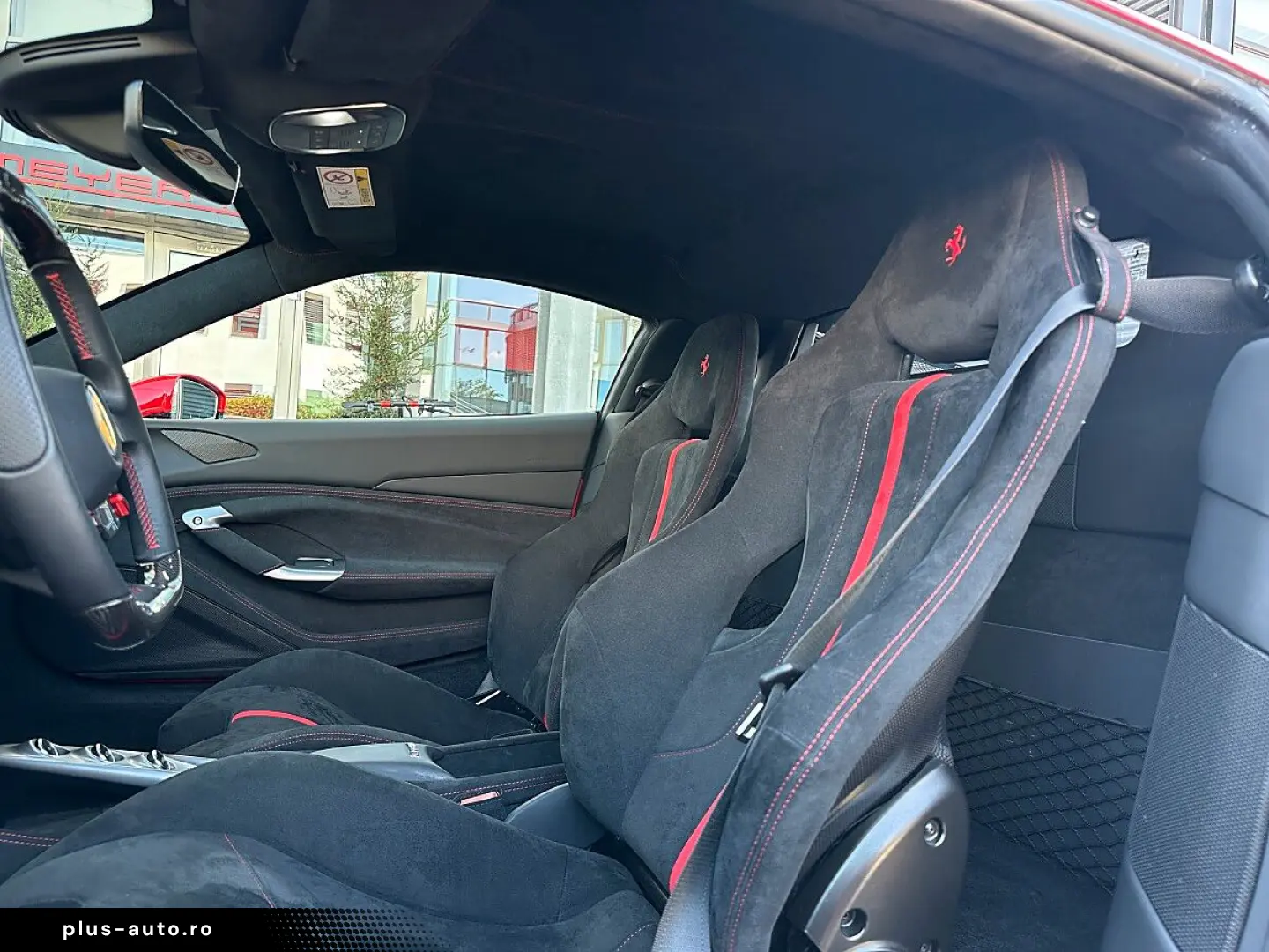 FERRARI F8 Tributo
