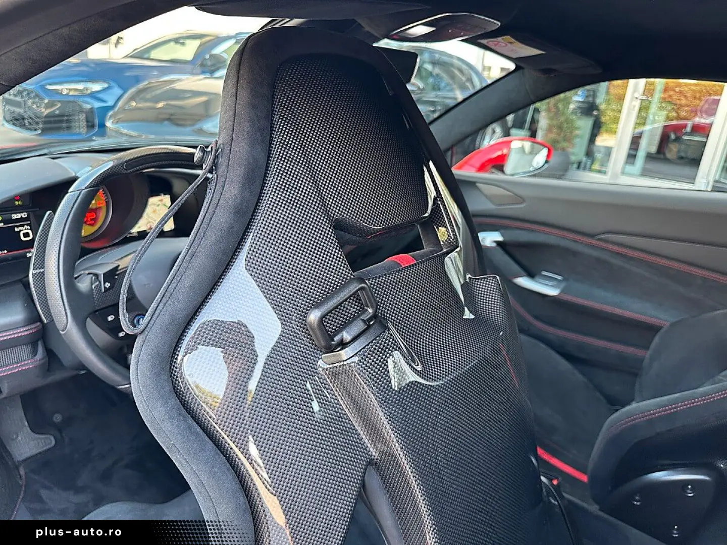 FERRARI F8 Tributo