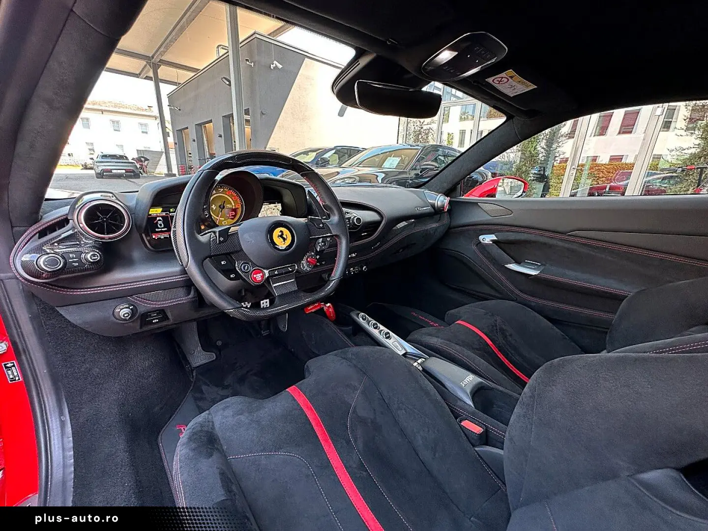 FERRARI F8 Tributo