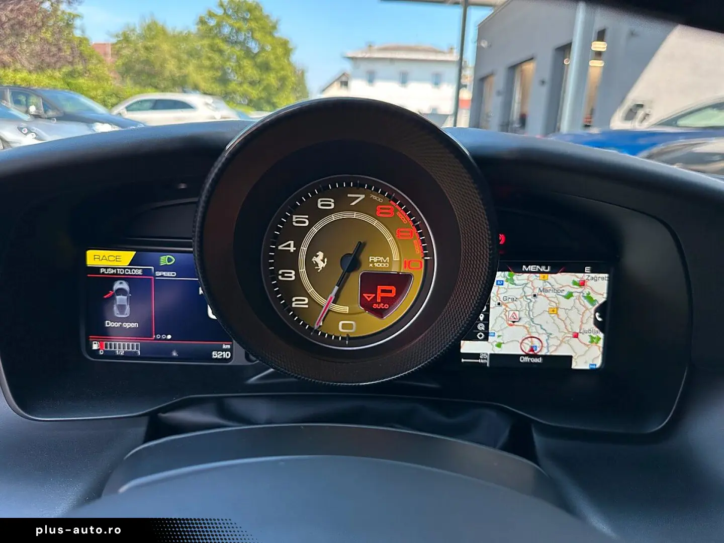 FERRARI F8 Tributo