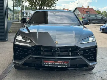 LAMBORGHINI URUS SE   Akrapovic   B&O   Pano   GARANTIE 2028