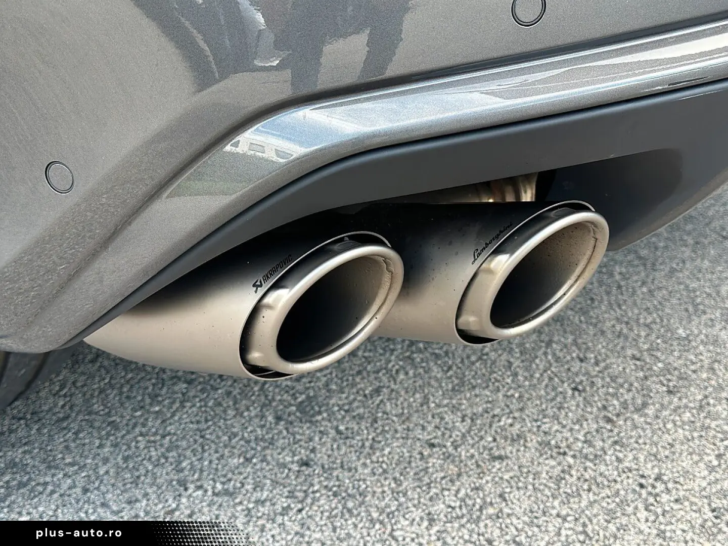 LAMBORGHINI URUS SE   Akrapovic   B&O   Pano   GARANTIE 2028