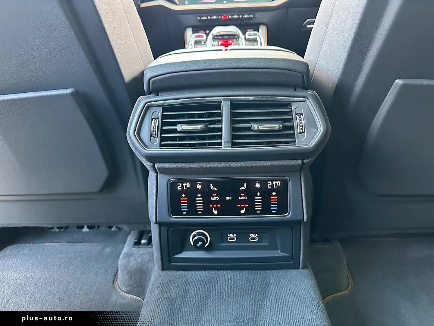 LAMBORGHINI URUS SE   Akrapovic   B&O   Pano   GARANTIE 2028