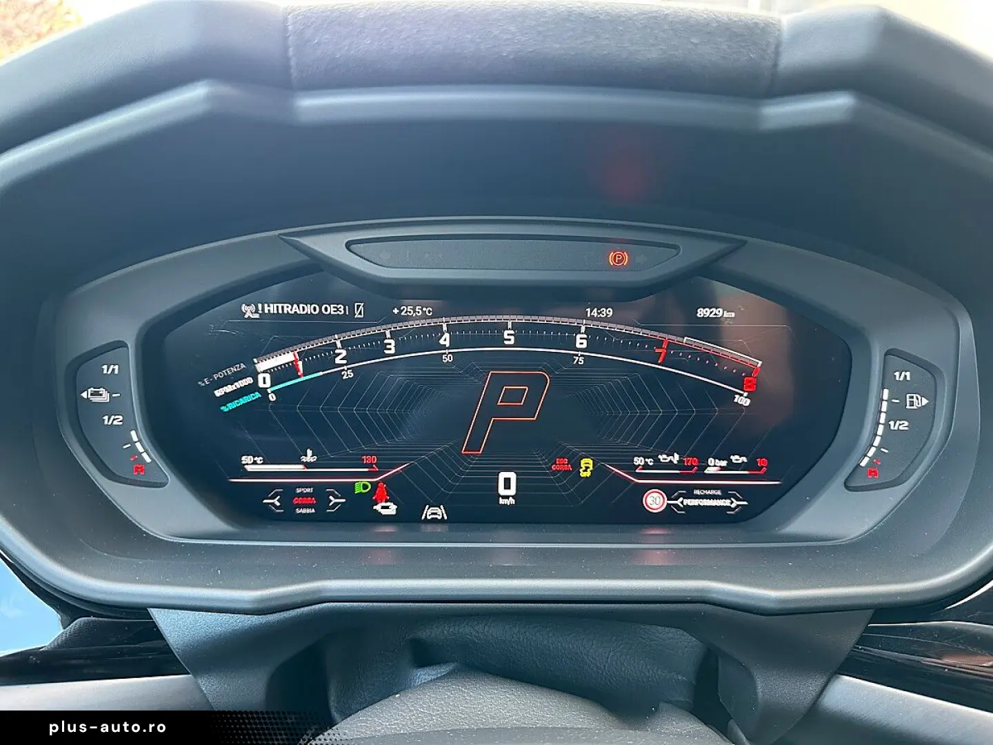 LAMBORGHINI URUS SE   Akrapovic   B&O   Pano   GARANTIE 2028