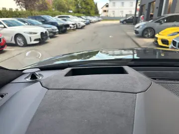 LAMBORGHINI URUS SE   Akrapovic   B&O   Pano   GARANTIE 2028