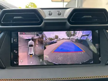 LAMBORGHINI URUS SE   Akrapovic   B&O   Pano   GARANTIE 2028